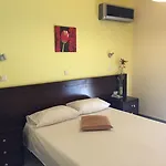Comfort מלון דירות עיר רודוס