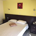 מלון דירות Comfort