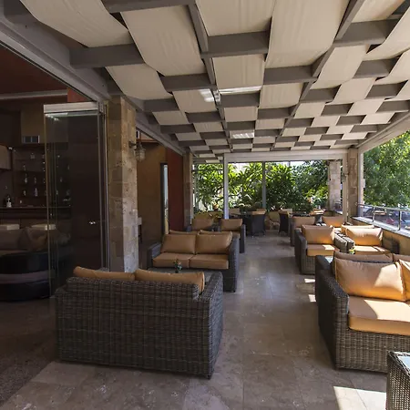 Comfort Aparthotel 4*
